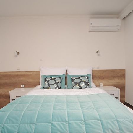 Motel As Hadzici Екстер'єр фото