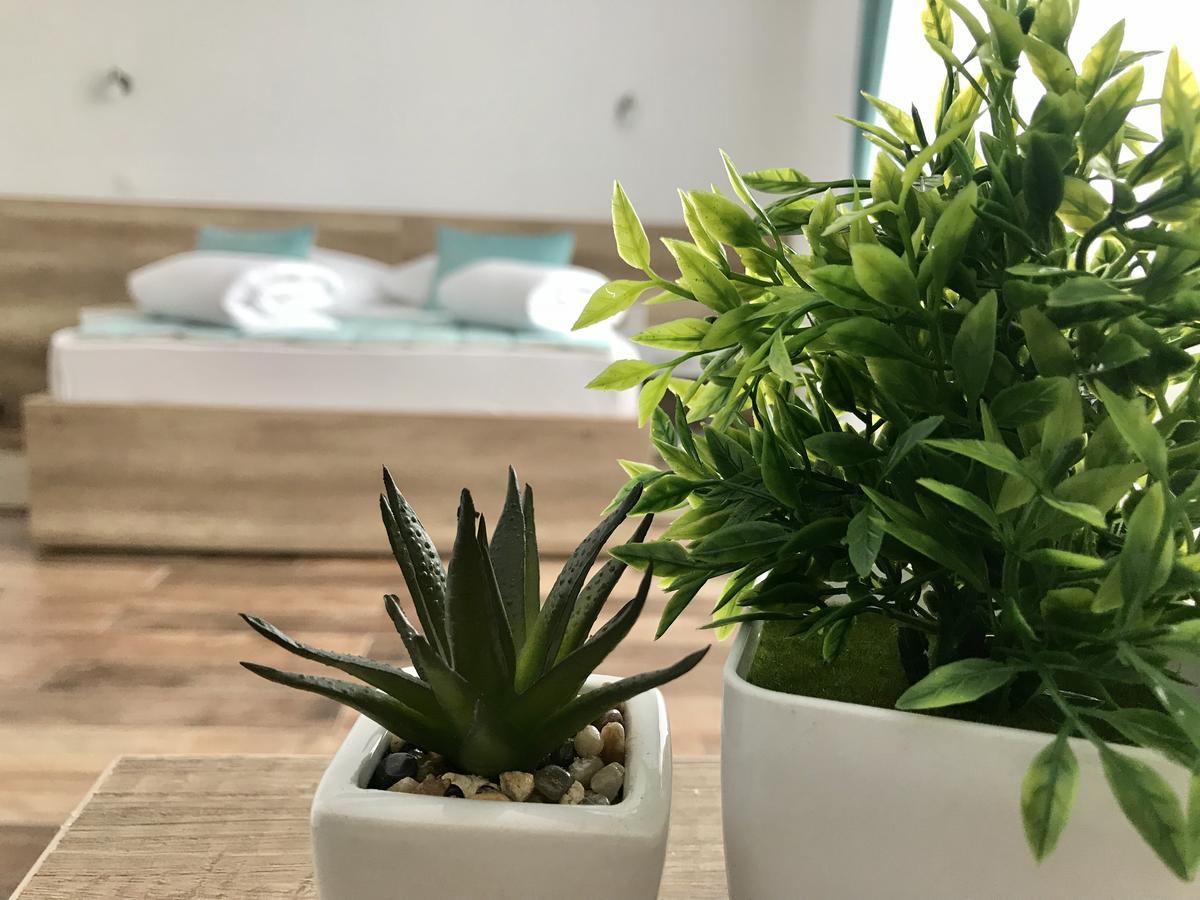 Motel As Hadzici Екстер'єр фото