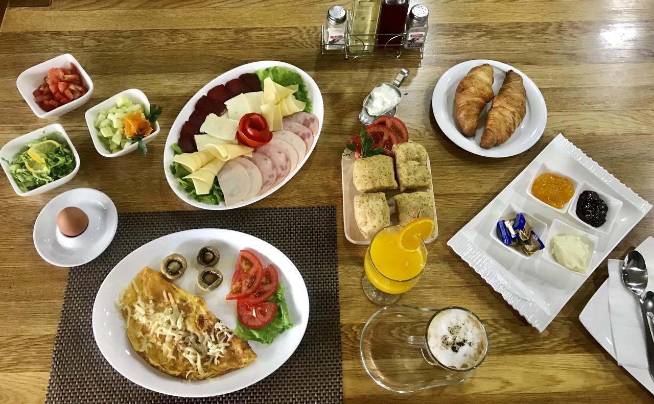 Motel As Hadzici Екстер'єр фото