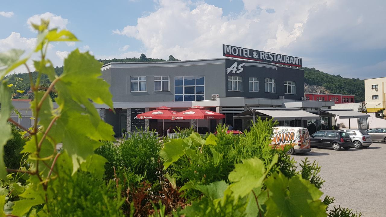 Motel As Hadzici Екстер'єр фото